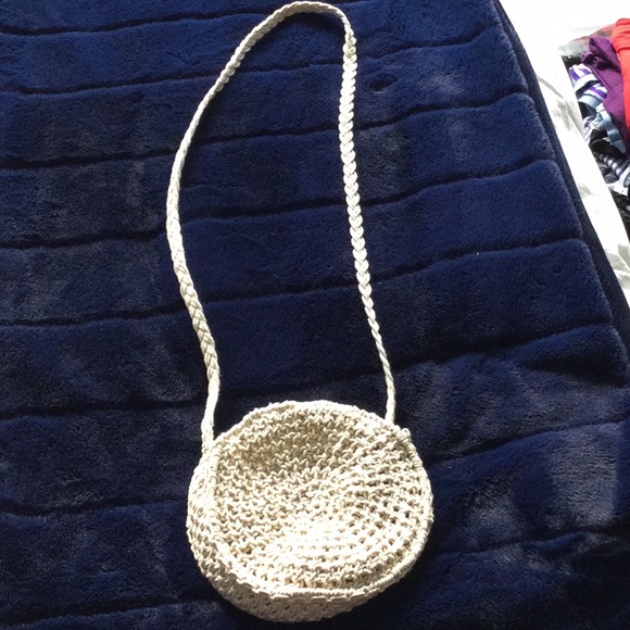 Crossbody crochet-look purse - Picture 2 of 6